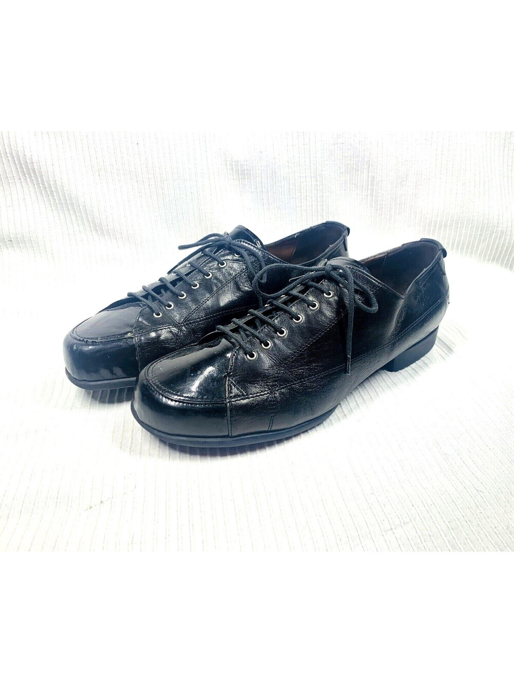 Black Leather Sneakers Patent 2Tone Size 40 9 9.5 Lace Dress Shoes Taryn Rose